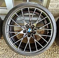 19 BMW M2 Velgen + Zomerbanden Michelin