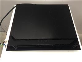 (26) Recentere inductiekookplaat Beko