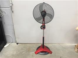 (48) Recente statief verstelbare Ventilator