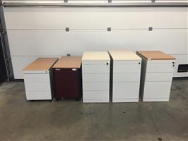 (109) Metalen verschillende ladenblokken als nieuw