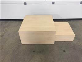 (104) Zware moderne salontafel 2 delen