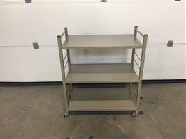 (110) Metalen retro serveerkar