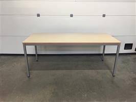 (133) Werktafel eettafel met beukkleurig blad