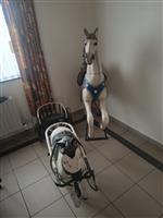 2x houren carousel  paarden en 1x metaal  paard