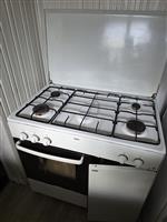 Gasfornuis met oven.