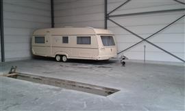 Te huur: Stalling Caravan te Brecht