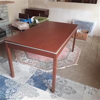 eetkamertafel
