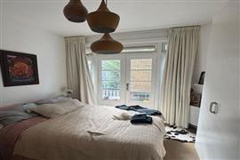 Appartement Van Tuyll van Serooskerkenweg in Amsterdam