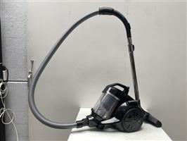 (4) Recente zakloze stofzuiger Ambiano