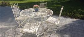 Bistroset D120 + 4 opklapbare fauteuils