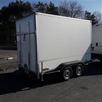 remork met valdeur H 180