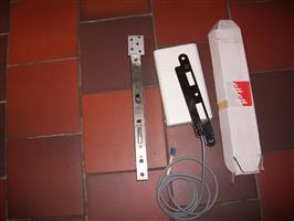 elektrisch motorslot Abloy EL420 met stuurkas;195€