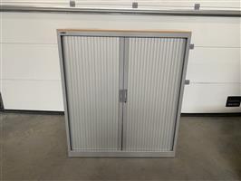 (111) Metalen half hoge rolluikkasten grijs 