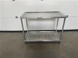(113) Mooie inox werktafel horeca