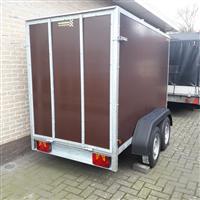 gesloten aanhangwagen roca met valdeur