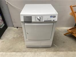 (24) Perfect werkende condensatie droogkast Aeg