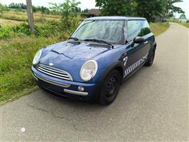MINI One D – 2006 – Blauw – Handgeschakeld
