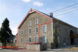 Offagne : woning met tuintje. 