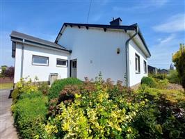 BERTRIX: Vrijstaande woning, garage VAS1446