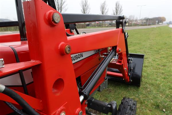 Grote foto massey ferguson 375 2wd with loader for export agrarisch tractoren