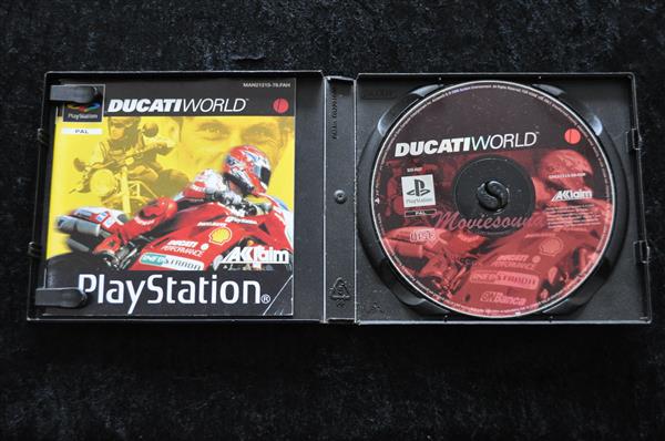 Grote foto ducati world playstation 1 ps1 ex rental spelcomputers games overige playstation games