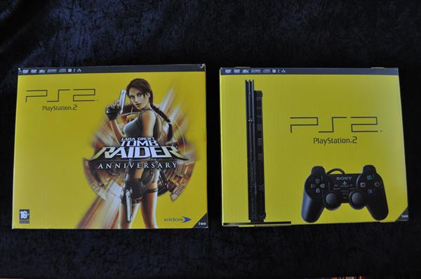 Grote foto sony playstation 2 scph 77004 cb tomb raider anniversary edition spelcomputers games overige