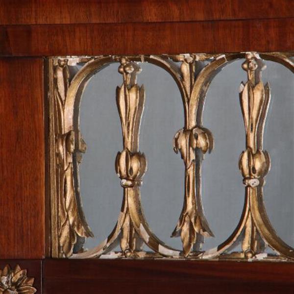 Grote foto antieke spiegels shouwspiegel in mahonie met goud maaswerk in de kroon 1830 no.571034 antiek en kunst spiegels