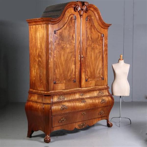 Grote foto antieke kast reusachtig hollands louis seize kabinet ca.1770 in blond bloemmahonie no.670421 antiek en kunst stoelen en banken