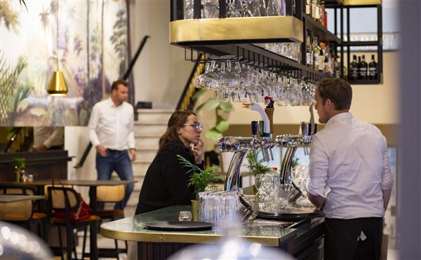 Grote foto te huur kantoorruimte coolsingel 104 rotterdam huizen en kamers bedrijfspanden