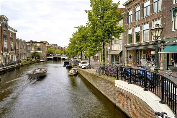 Grote foto te huur winkelpand nieuwe rijn 60 leiden huizen en kamers bedrijfspanden