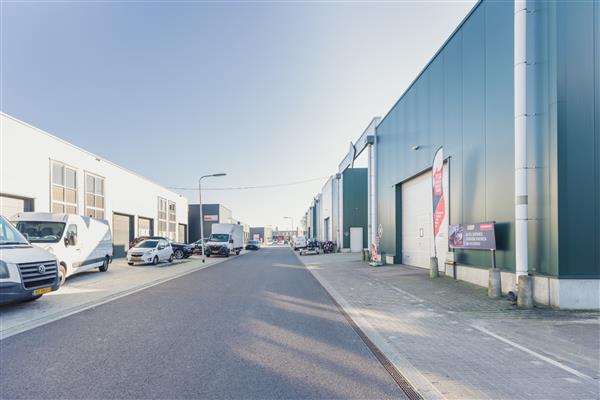 Grote foto te huur bedrijfspand kalimantanstraat 50 enschede huizen en kamers bedrijfspanden