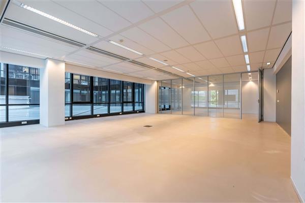 Grote foto te huur kantoorruimte anna van buerenplein 41a den haag huizen en kamers bedrijfspanden