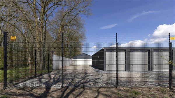 Grote foto te huur bedrijfspand de hoge brug 35 malden huizen en kamers bedrijfspanden