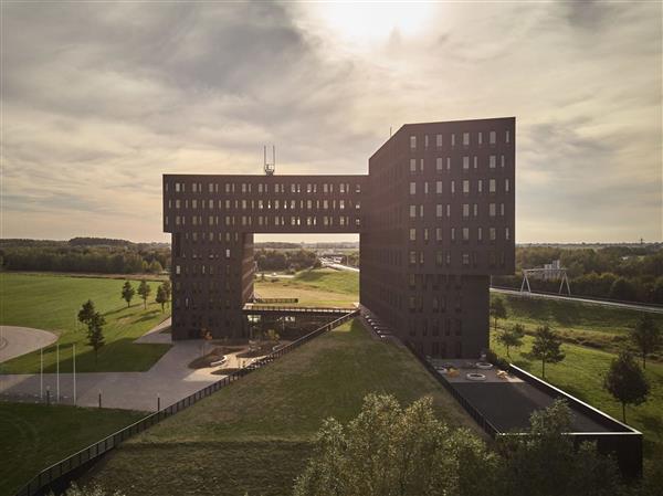 Grote foto te huur werkplekken van deventerlaan 31 51 utrecht huizen en kamers bedrijfspanden