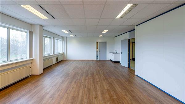 Grote foto te huur kantoorruimte zenderstraat 27 almere huizen en kamers bedrijfspanden