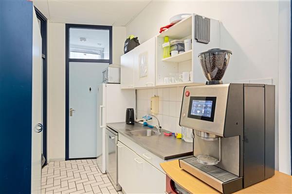 Grote foto te huur kantoorruimte reeweg 24 rotterdam huizen en kamers bedrijfspanden