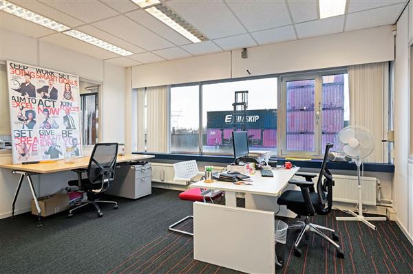 Grote foto te huur kantoorruimte reeweg 24 rotterdam huizen en kamers bedrijfspanden