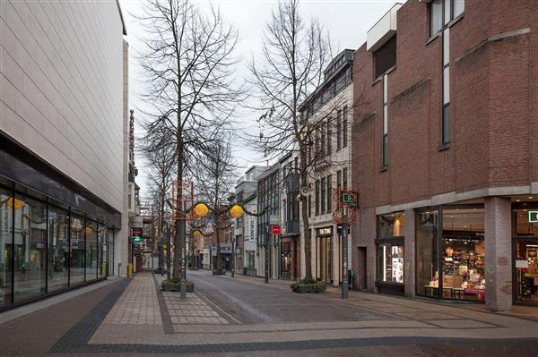 Grote foto te huur winkelpand saroleastraat 22 heerlen huizen en kamers bedrijfspanden