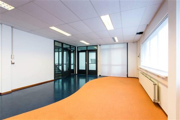 Grote foto te huur kantoorruimte voltastraat 21 23 purmerend huizen en kamers bedrijfspanden