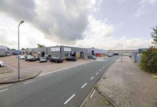 Grote foto te huur bedrijfspand hoedemakersstraat 16 44 zwijndrecht huizen en kamers bedrijfspanden