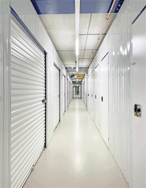 Grote foto te huur self storage reactorweg 15 utrecht huizen en kamers bedrijfspanden