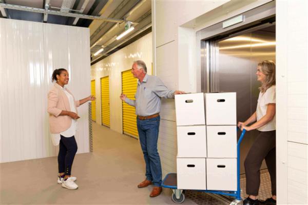 Grote foto te huur bedrijfspand disketteweg 14 amsterdam huizen en kamers bedrijfspanden