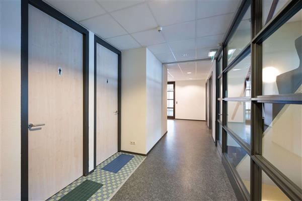 Grote foto te huur kantoorruimte zonnebaan 9 21 utrecht huizen en kamers bedrijfspanden