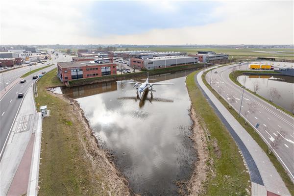 Grote foto te huur kantoorruimte breguetlaan 8 22 oude meer huizen en kamers bedrijfspanden