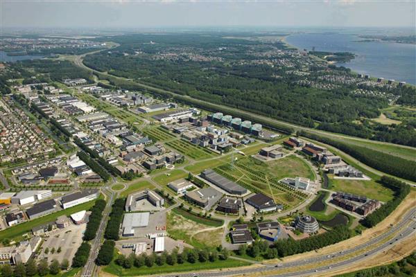 Grote foto te huur kantoorruimte transistorstraat 7c almere huizen en kamers bedrijfspanden