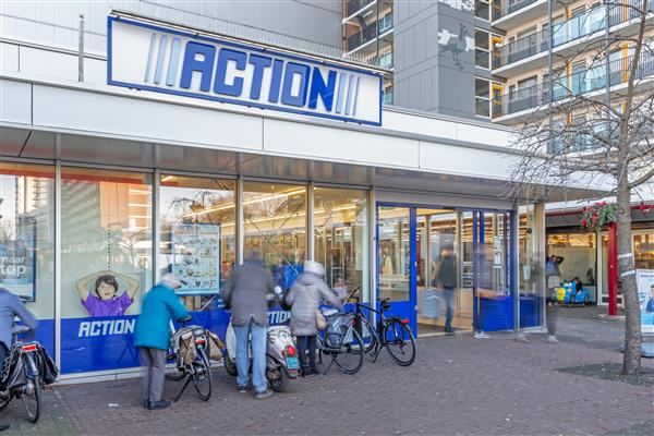 Grote foto te huur winkelpand martinus nijhofflaan 4 76 delft huizen en kamers bedrijfspanden