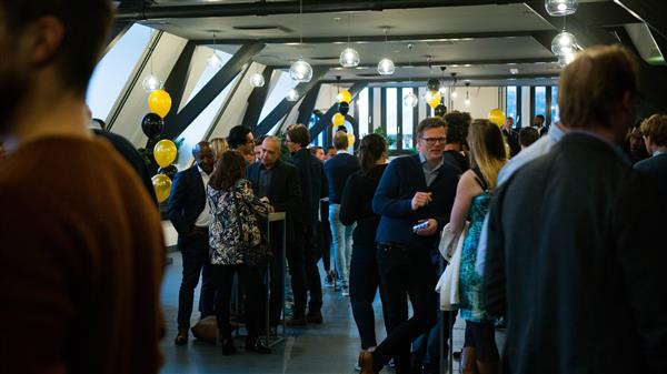 Grote foto te huur kantoorruimte nieuwezijds voorburgwal 2 amsterdam huizen en kamers bedrijfspanden