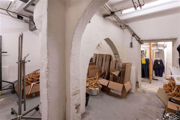 Grote foto te huur winkelpand sprongstraat 2 zutphen huizen en kamers bedrijfspanden