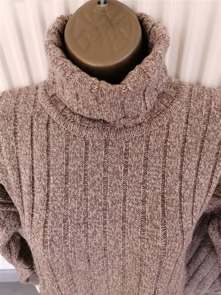 Grote foto bruin gemeleerde lange rolkraagtrui lamswol kleding dames truien en vesten