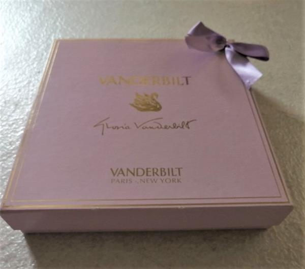 Grote foto nieuwe gloria vanderbilt geschenkset sieraden tassen en uiterlijk parfum